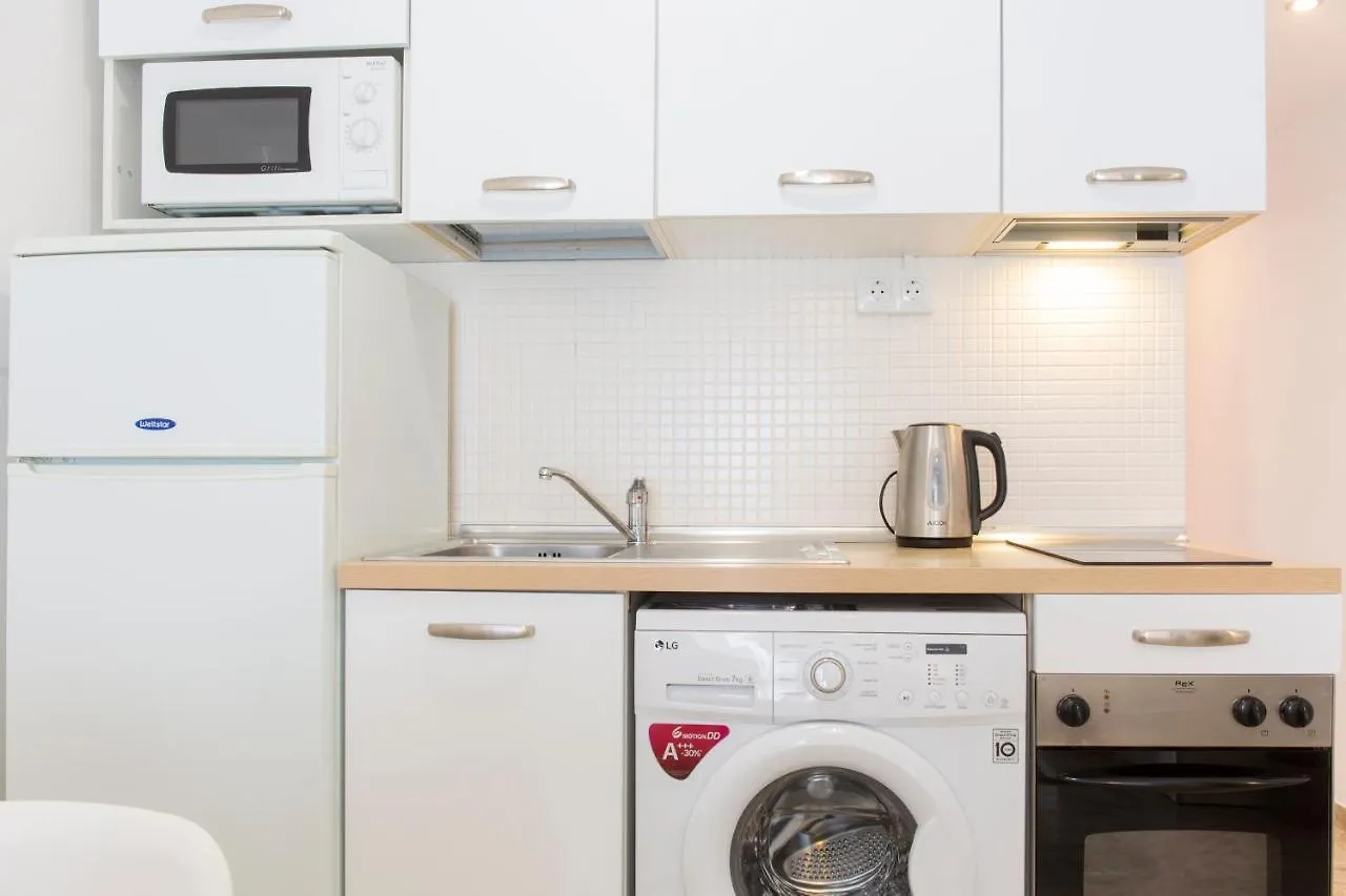 Apartamento Santuario De La Victoria マラガ アパート