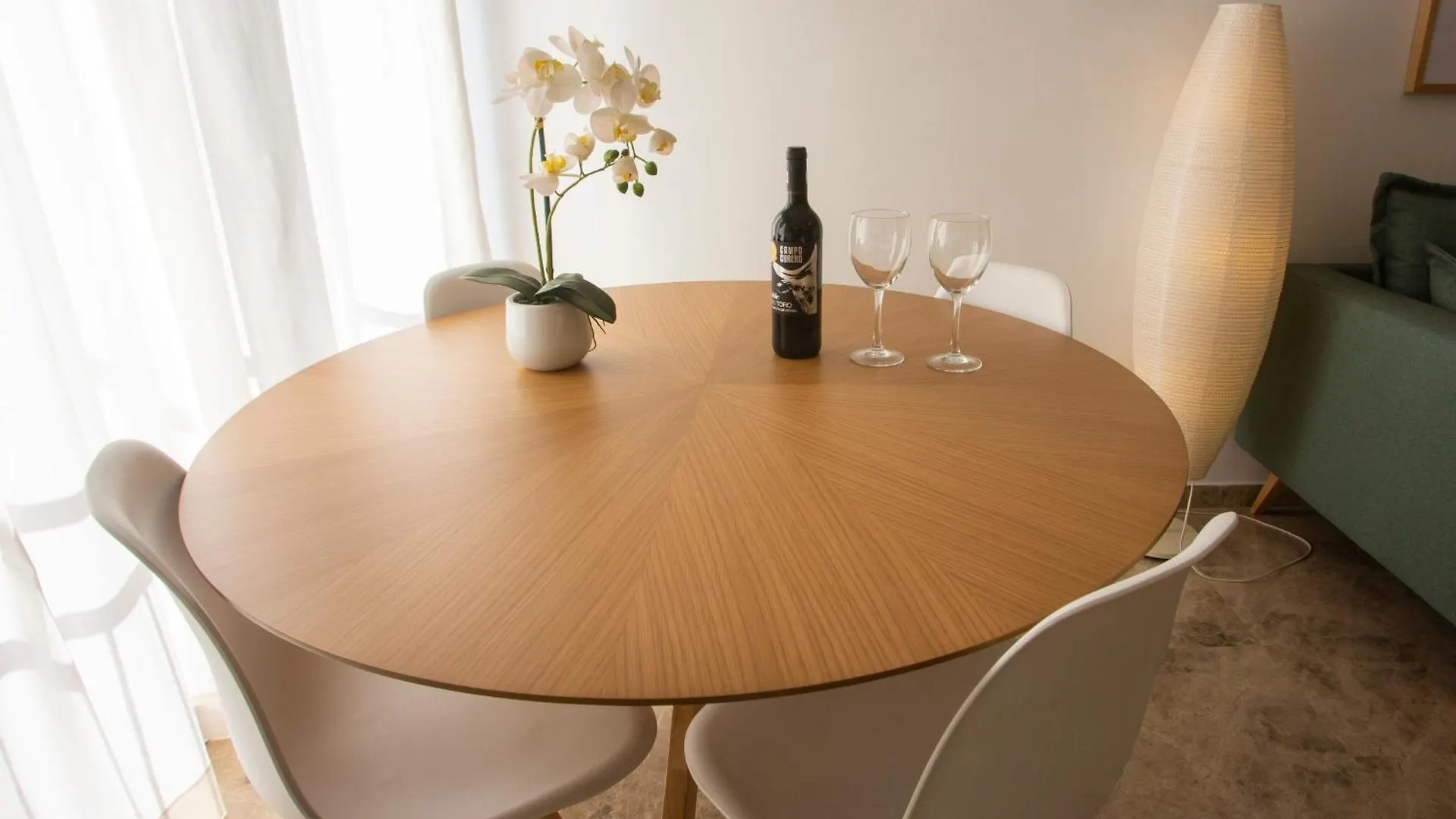 Apartamento Santuario De La Victoria マラガ